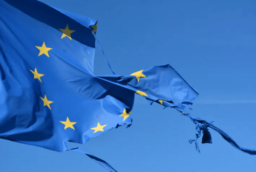 Cuando Europa está que arde, ¿a quién sirve Lagarde?