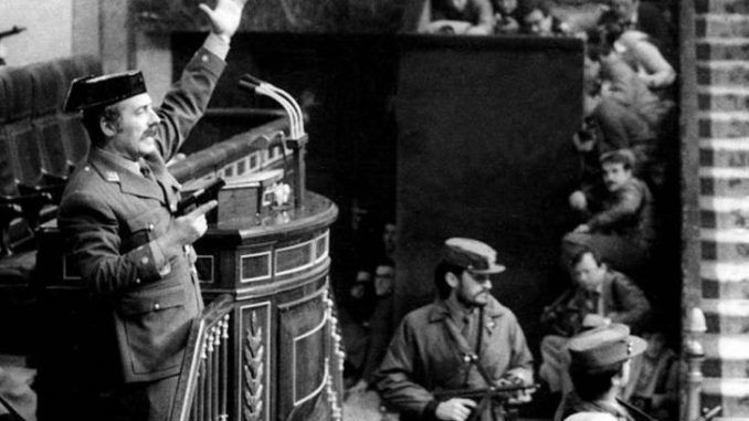El 23F, el día en que la democracia venció a las metralletas El 23F, el día en que la democracia venció a las metralletas