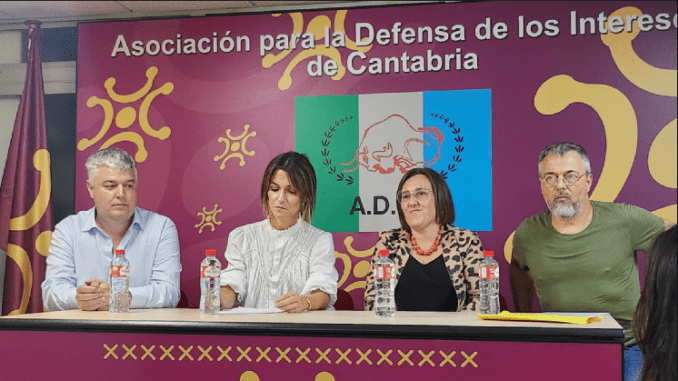 Evento sobre la Tonada Montañesa organizado por ADIC en su sede Evento sobre la Tonada Montañesa organizado por ADIC en su sede