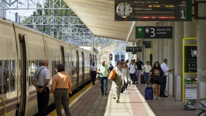 Cantabria recupera la circulación de los trenes y pone fin a los transbordos