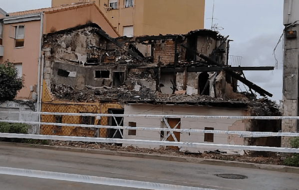 El antes y el despues de la vivienda en la que tres personas fallecieron en Santander (+ video) El antes y el despues de la vivienda en la que tres personas fallecieron en Santander (+ video)