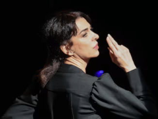 La ficción teatral de «Las hermanas de Manolete» llegó con el ciclón y la galerna a Santander @PFCantabria