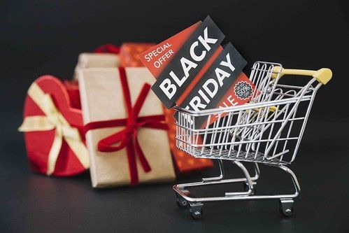 Los españoles nos gastaremos 242 euros en el Black Friday de 2024 Los españoles nos gastaremos 242 euros en el Black Friday de 2024