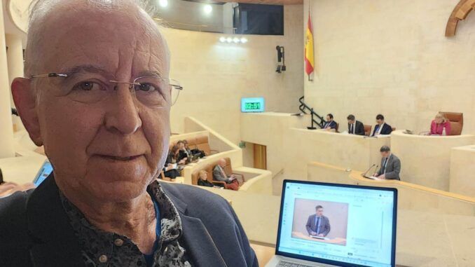 El Portaluco está, como todos los lunes, EN VIVO desde el Pleno del Parlamento de Cantabria