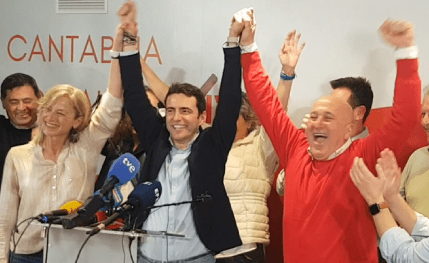 Casares se impone claramente a Zuloaga con los votos de los militantes para que todo cambie en el PSOE de Cantabria (+video)