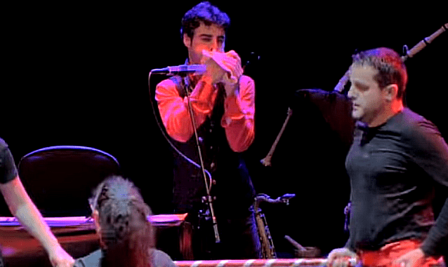 TAÑEDOR la actualización de la música tradicional con sentido y calidad TAÑEDOR la actualización de la música tradicional con sentido y calidad