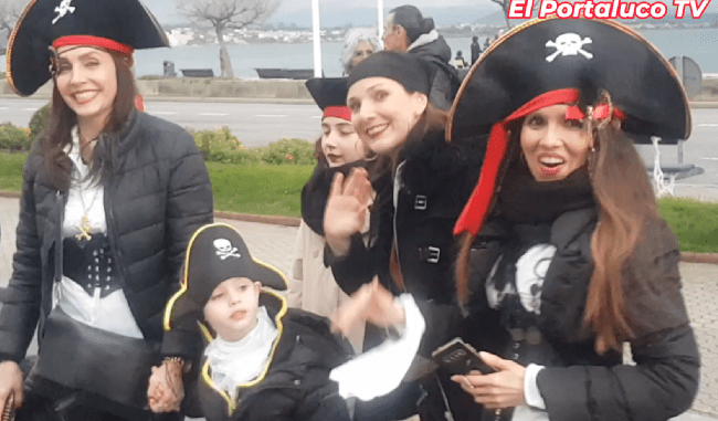 El Carnaval llegó a Cantabria con el desfile de Comparsas de Santander
