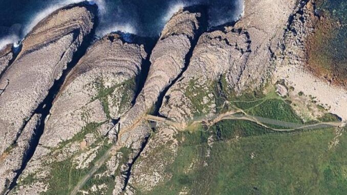 5 jóvenes fallecidos, 1 rescatada y otro desaparecido en la Costa Quebrada santanderina