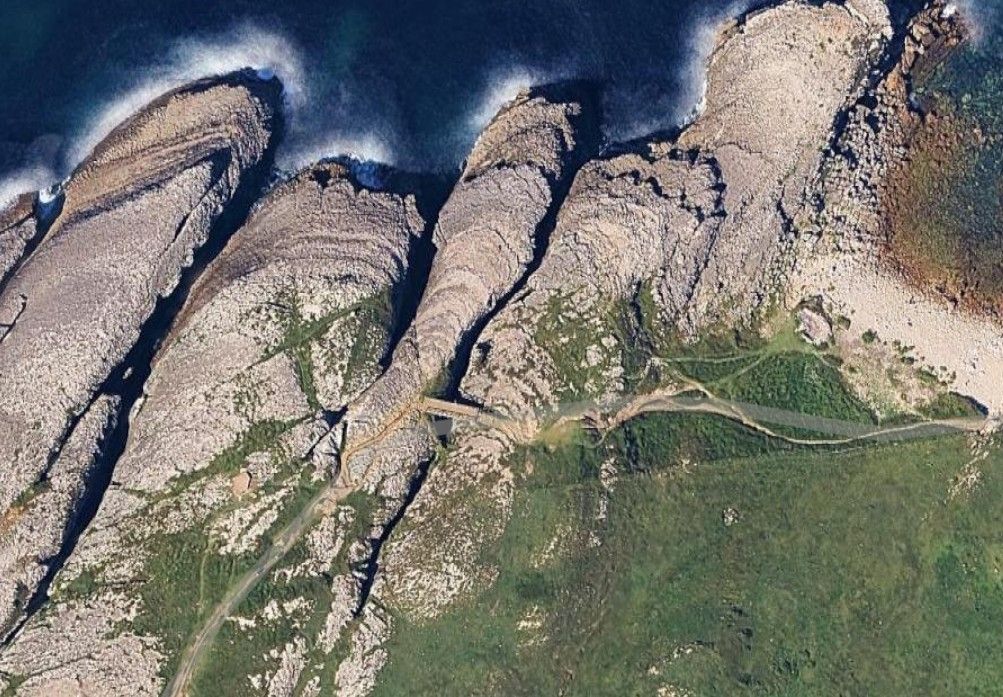 5 jóvenes fallecidos, 1 rescatada y otro desaparecido en la Costa Quebrada santanderina