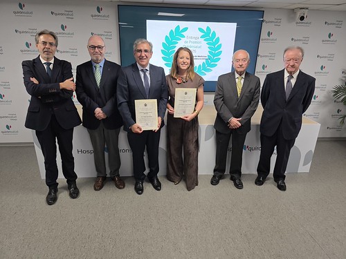 El doctor Rafael López Arévalo y la enfermera María Castro, premiados por la Real Academia de Medicina de Andalucía Oriental El doctor Rafael López Arévalo y la enfermera María Castro, premiados por la Real Academia de Medicina de Andalucía Oriental