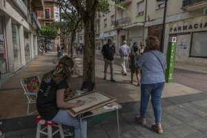 La Plaza Mayor de Torrelavega y sus rincones, gran estudio en el XXX Concurso Nacional de Pintura al Aire Libre