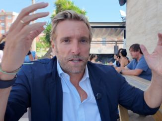 Felipe Piña denuncia dos Santander y reclama más atención a barrios, jóvenes y mayores