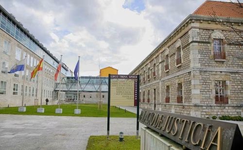 Arsuaga reclama nueve jueces más para Cantabria y advierte de que la sobrecarga provoca retrasos «inasumibles» Arsuaga reclama nueve jueces más para Cantabria y advierte de que la sobrecarga provoca retrasos «inasumibles»